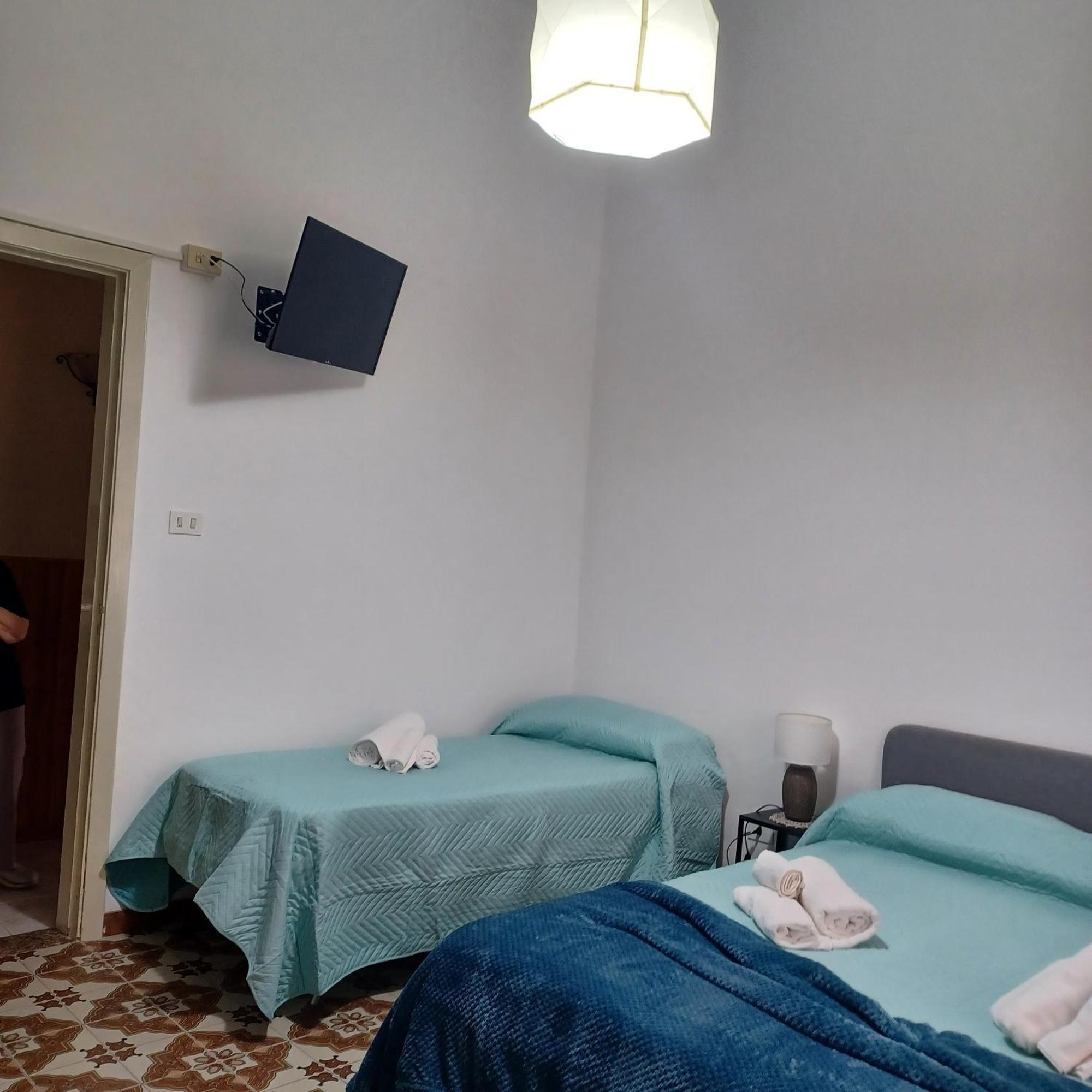 Casa Vacanza ' A Casa Dei Nonni 2 ' Белпасо Екстериор снимка